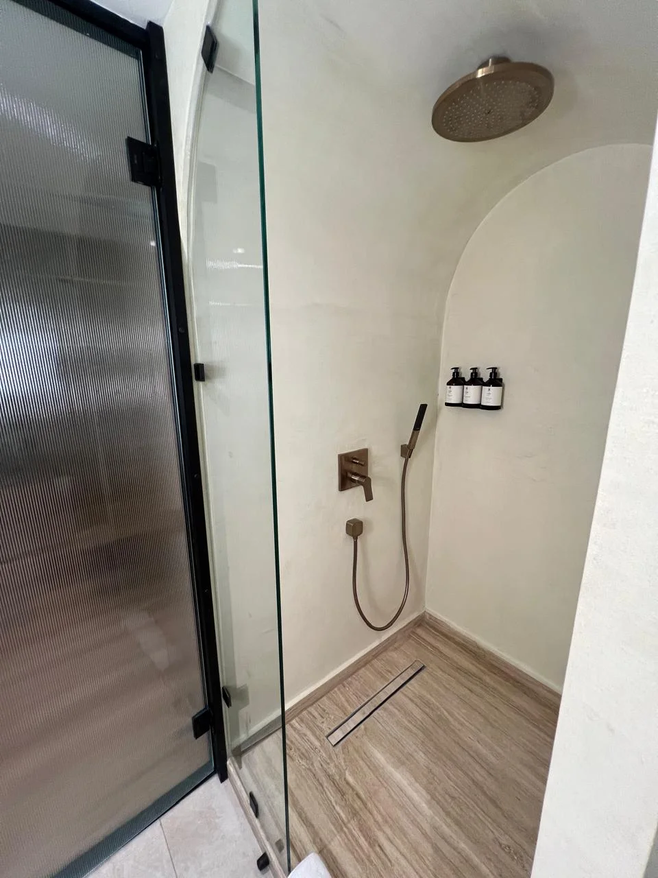 Douche italienne équipée et finie par Fast Work